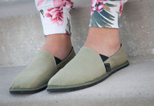 Load image into Gallery viewer, Terra Vida