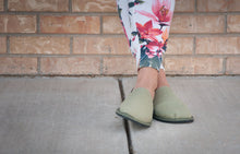 Load image into Gallery viewer, Terra Vida