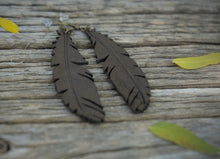 Load image into Gallery viewer, Feather Earring