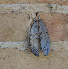 Load image into Gallery viewer, Feather Earring