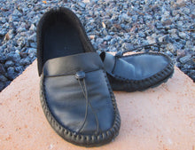 Load image into Gallery viewer, Forager