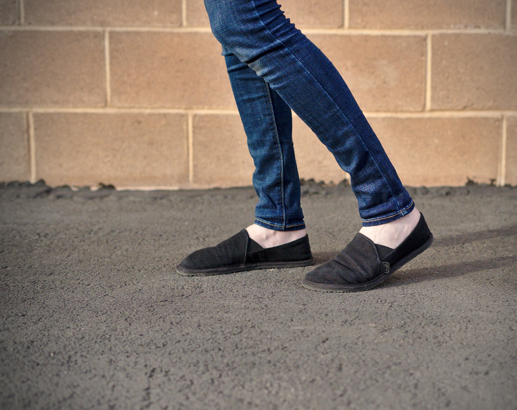 Terra Black – Unshoes Minimal Footwear