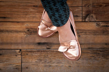 Cargar imagen en el visor de la galería, Primrose Oro Rosa